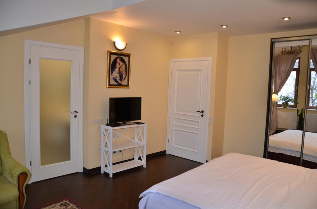 Hotel Mp Lviv Phòng bức ảnh